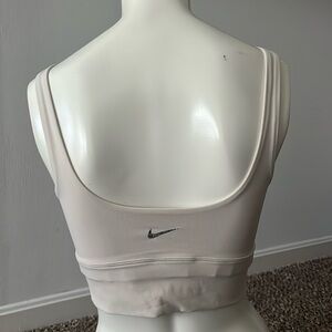 Nike Alate All U light support sports bra. Never worn.